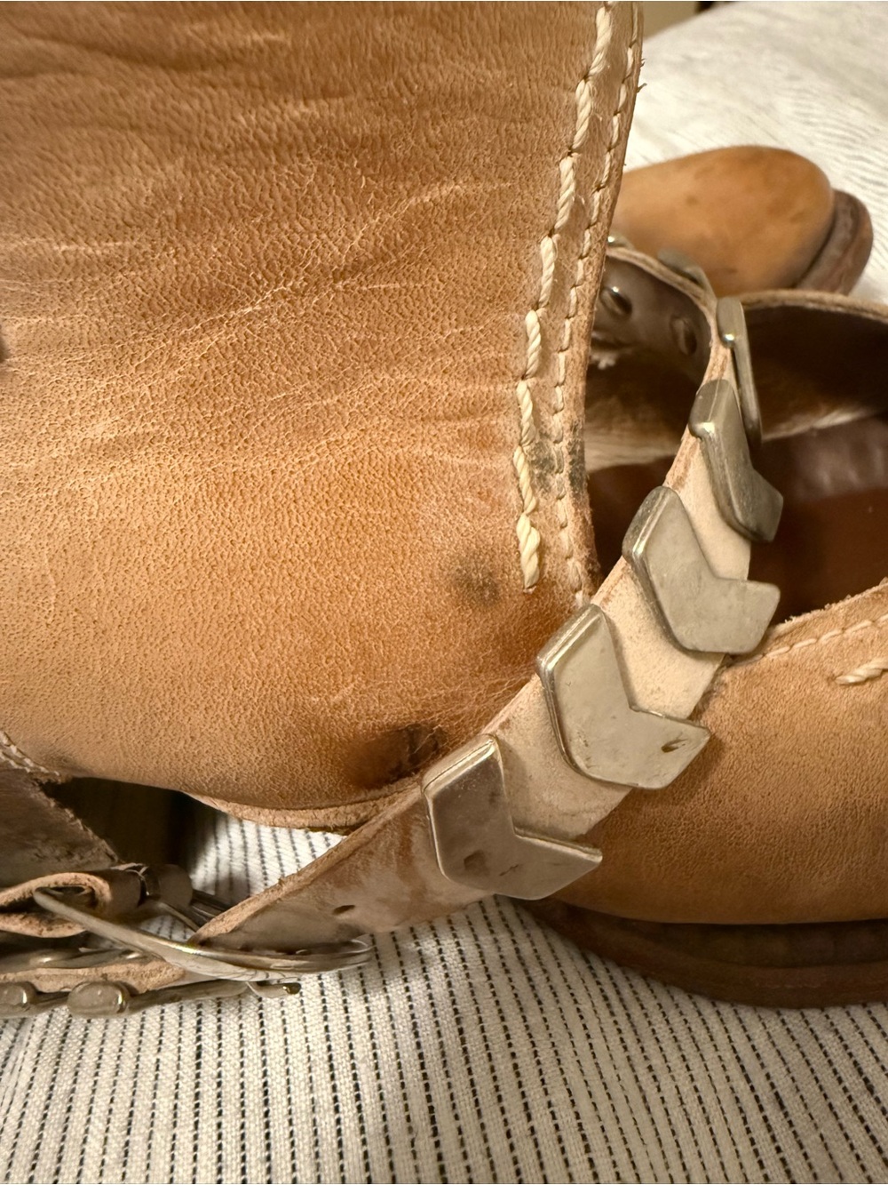 Freebird BLADE slip on taupe leather bootie - Picture 9 of 9